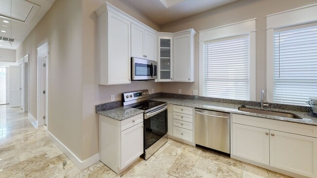 Photo - 1616 Forest Ave