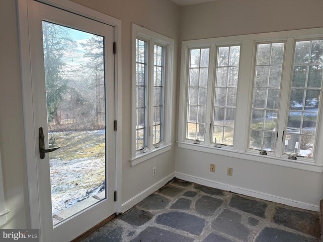 Photo - 631 Penns Park Rd