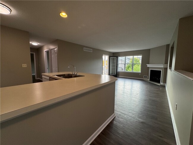 Photo - 1301 Hill Park Ct
