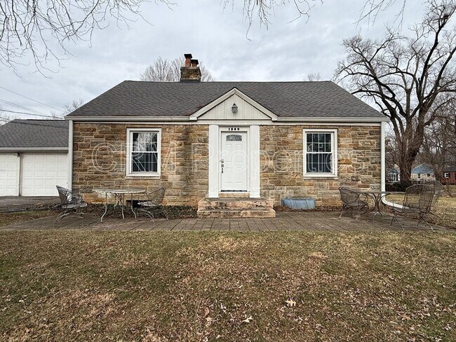 Photo - 1340 E 55th St