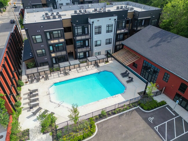 Building Photo - 1460 Grant