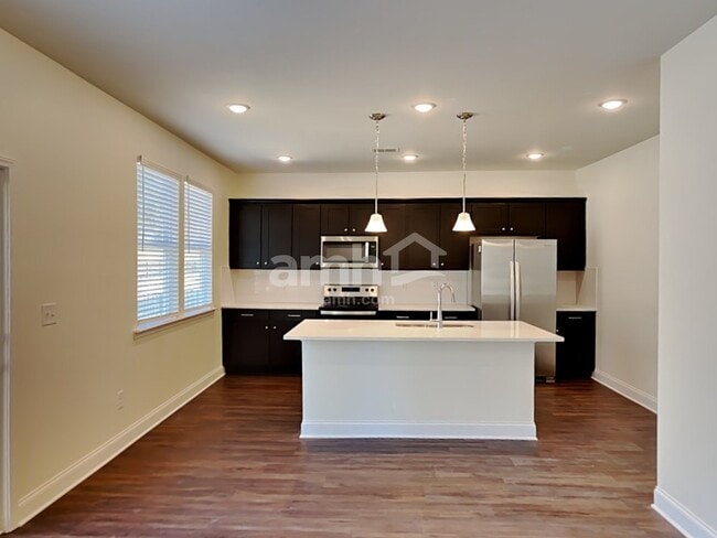 Photo - 110 Pecan Dr