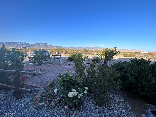 Photo - 2341 Lynn Way