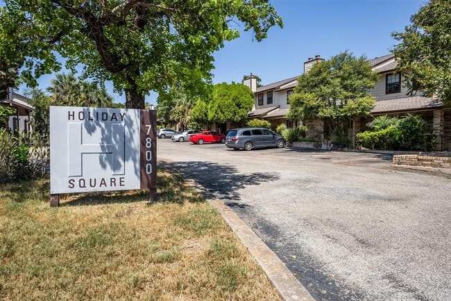 Building Photo - 7800 Northcrest Blvd Unit 203 Rental