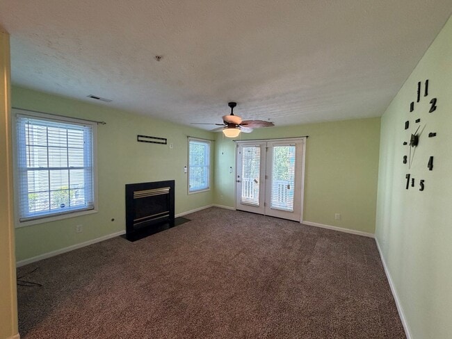 Photo - 341 Waterdown Dr