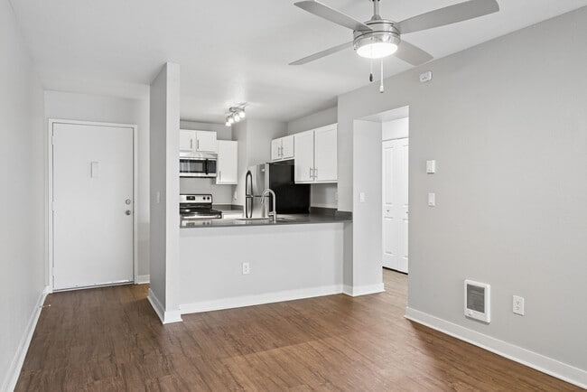 Photo - Sterling Pointe