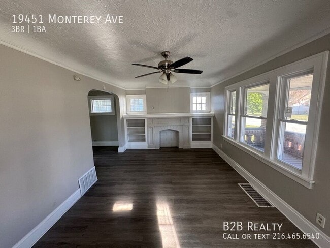 Photo - 19451 Monterey Ave