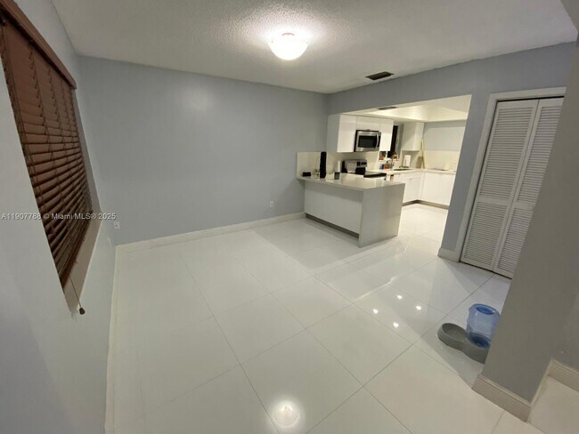 Photo - 10934 SW 146th Ave