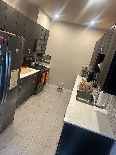 1401 W 85th Ave Unidad B201
