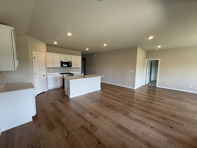 Photo - 15910 East 75th St N