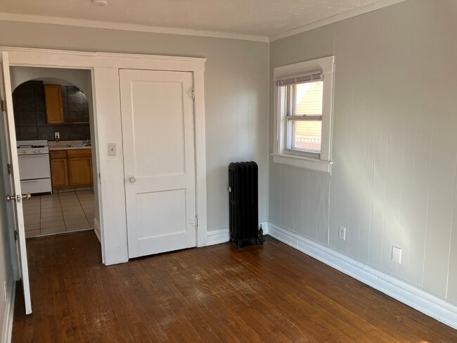 Photo - 800 W Ionia St