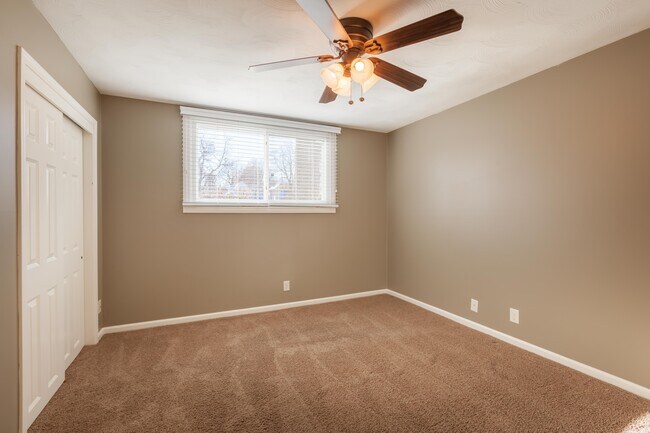 Photo - Gifford Court Apartments