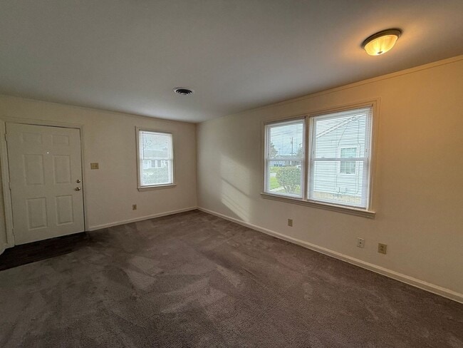 Photo - 1 bedroom, 1 bath Duplex