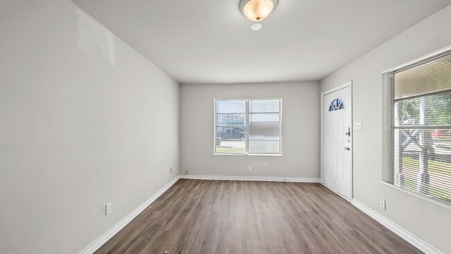 Photo - 1236 2nd Ave N