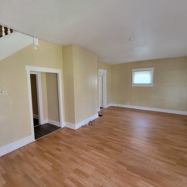 3 Bedroom - Central A/c