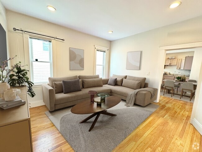 Building Photo - 19 Thornton St Unit 2L Rental