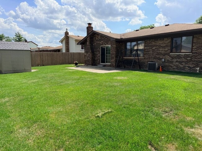 Photo - 38352 Coronation Dr