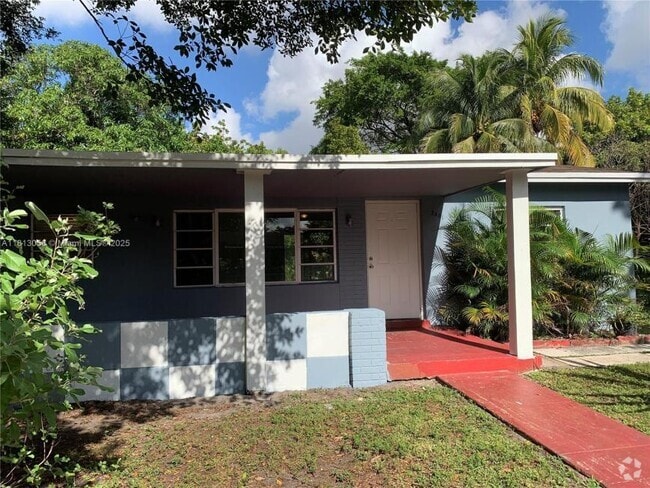 Building Photo - 4 bedroom in Miami Gardens FL 33056 Rental