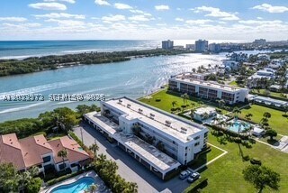 100 Waterway Rd Unit A306