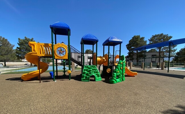 Photo - Premier of West Lancaster