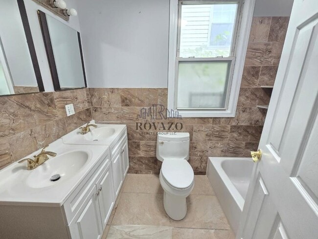 Photo - 42 Crawford St Unit 1