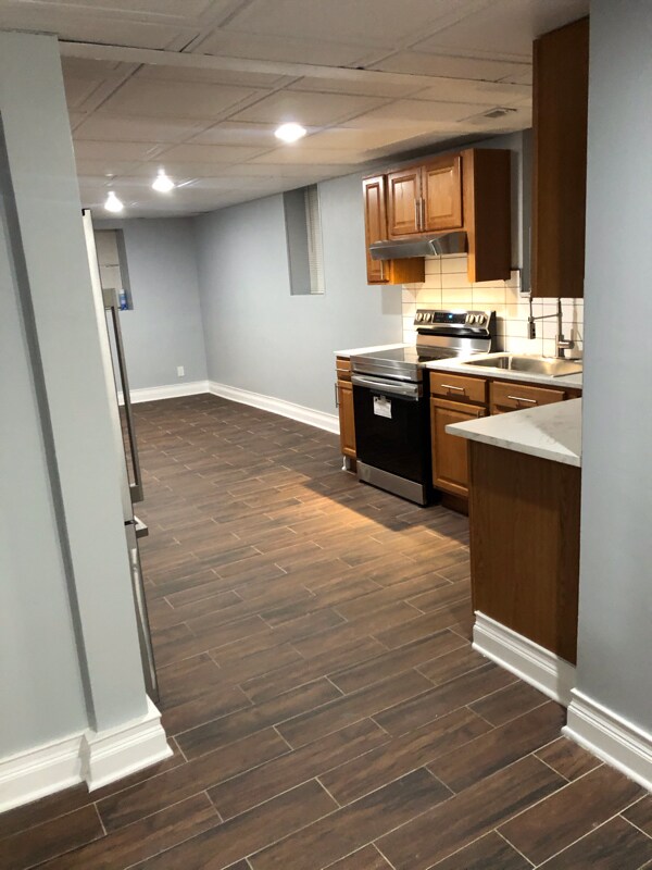 Photo - 4113 N McVicker Ave