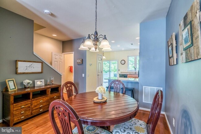 Photo - 22464 Snow Powder Terrace