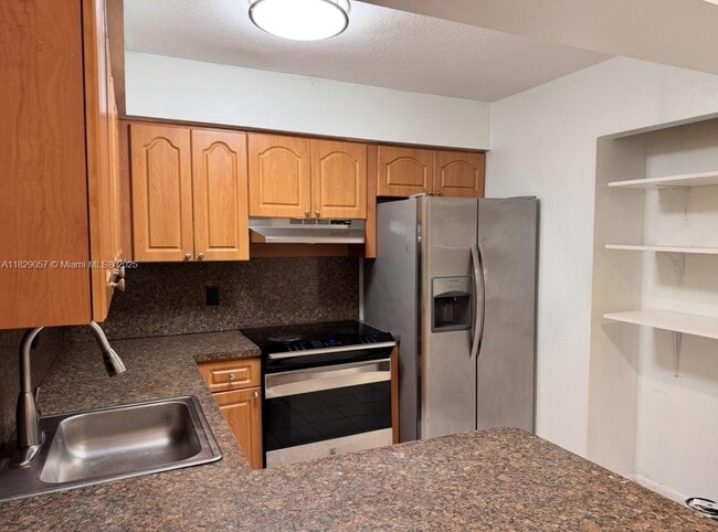 Photo - 1750 W 56th St Unidad 234 Rental