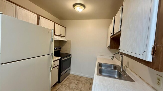 Photo - 107 Perkins St Unit 5