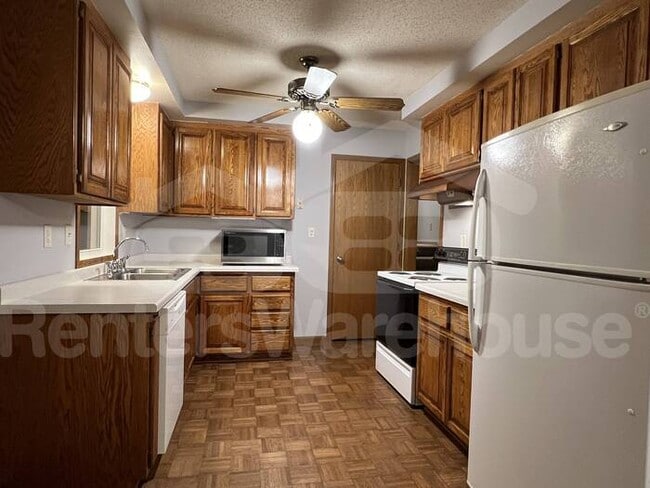 Photo - Available now! 3 Bedroom Single Family Hom...