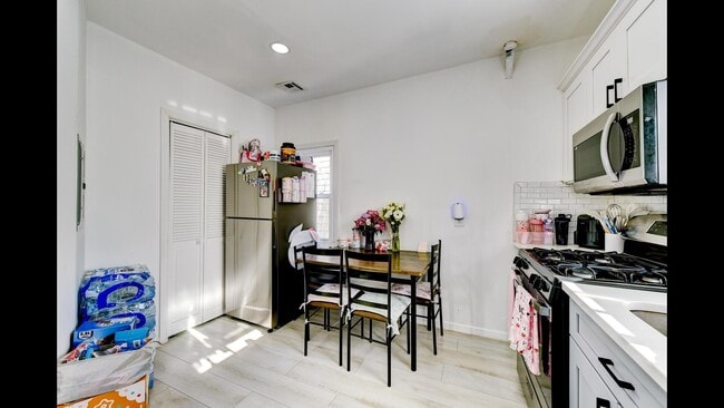 Photo - 1215 80th St