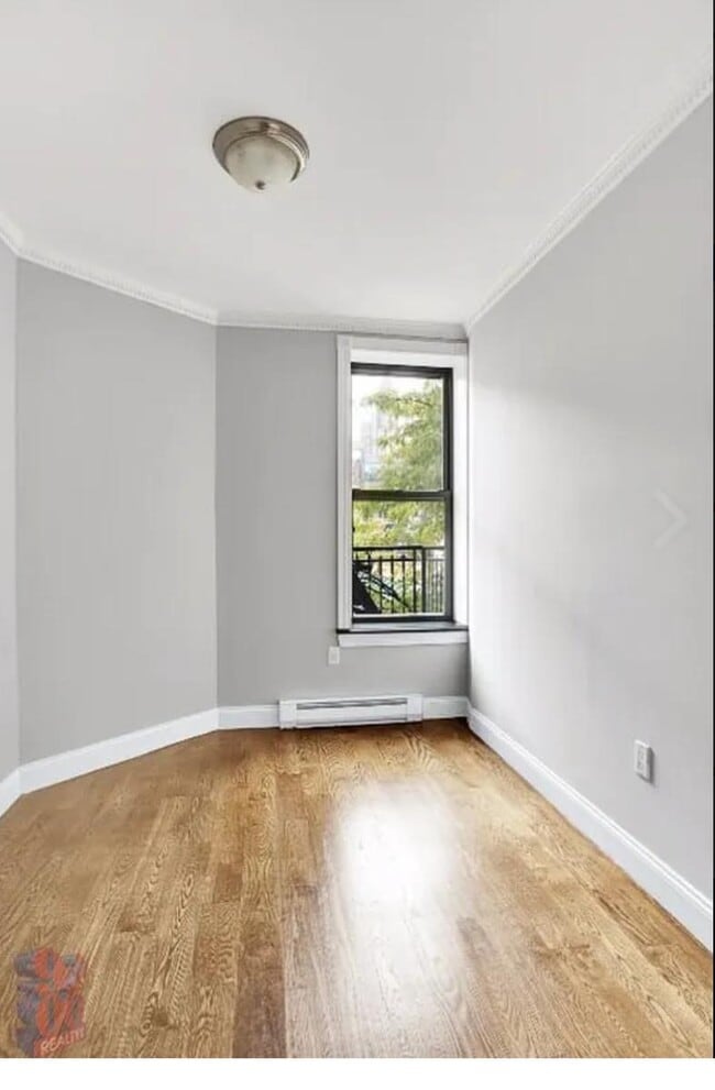 Photo - 438 W 52nd St Unit C7