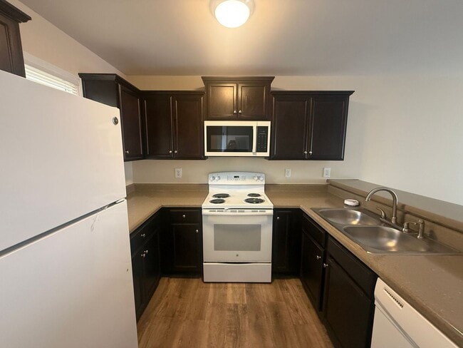 Photo - 1656 Eagles Pl Unit 1656-H201 Eagles Place
