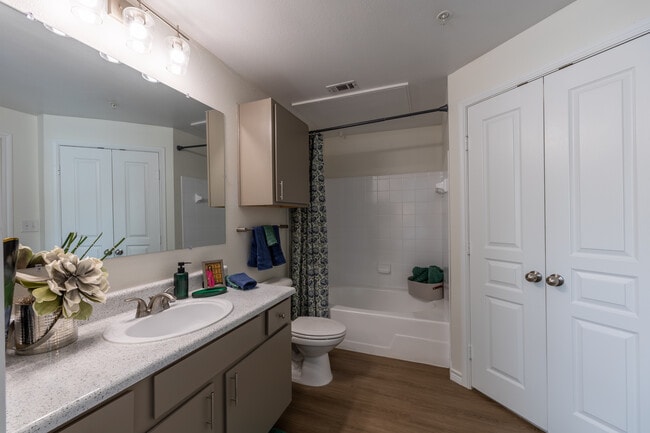 A1 recién remodelado – Baño actualizado