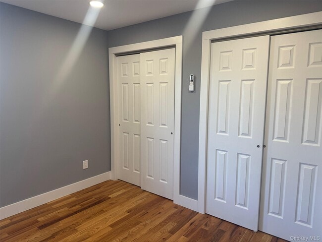 Photo - 1035 Montauk Hwy Unidad 4