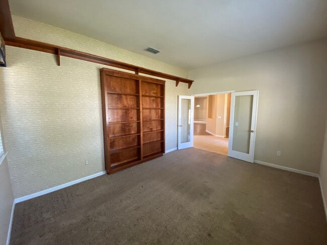 Photo - Beautiful 55+ Home in Heritage Lakeside