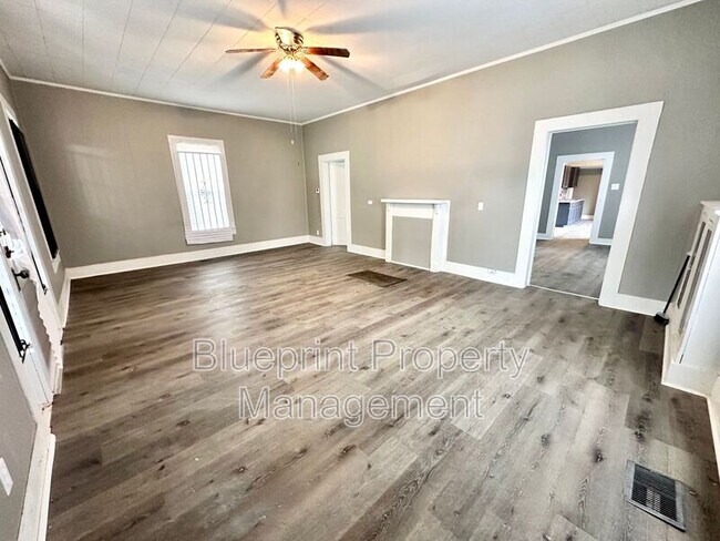 Photo - 3616 Maple Ave SW