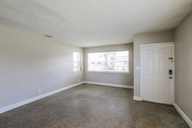 Photo - 2218 Farragut St