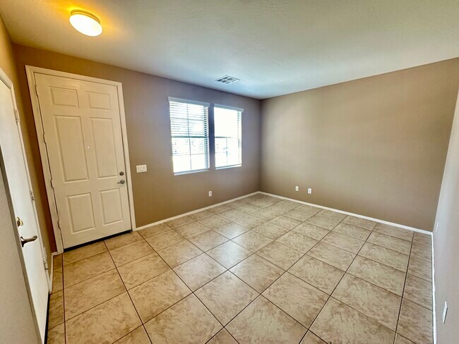 Photo - 11752 W Foothill Dr