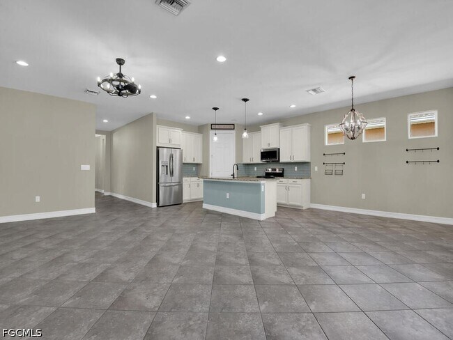 4211 Dutchess Park Rd