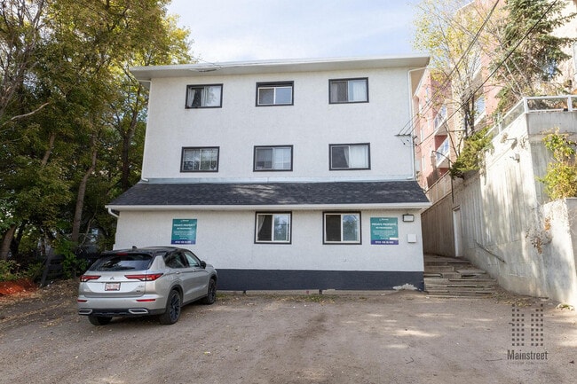 Building Photo - Heritage Trail Apartments 2