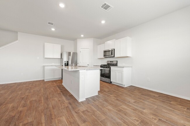 Photo - 4 Weeks Free!! Like New Home In The Preserve at Medina!!!