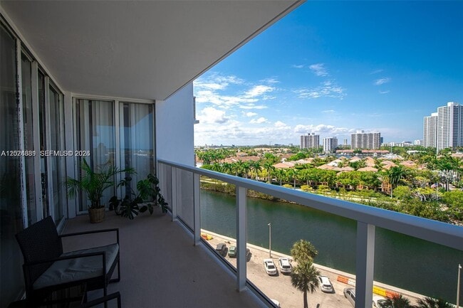 Photo - 3701 N Country Club Dr Unit 902