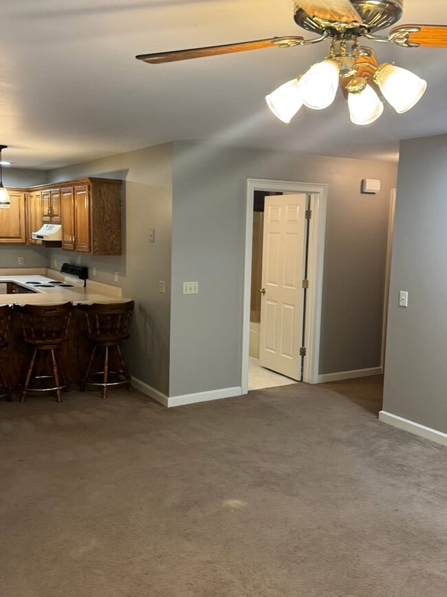 Photo - 243 Cedar Ridge Rd SE Unit B