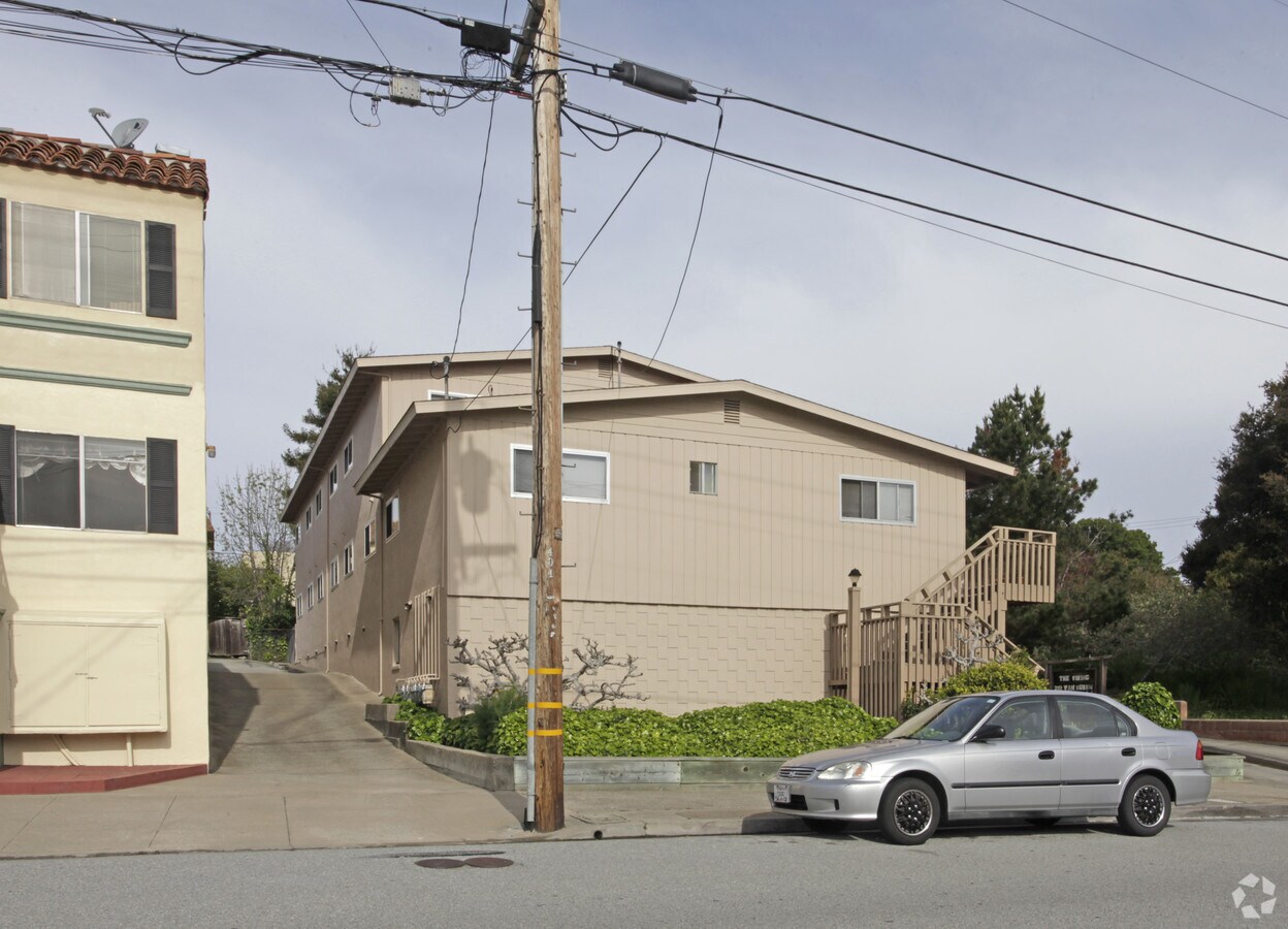 Photo - 218 Van Buren St