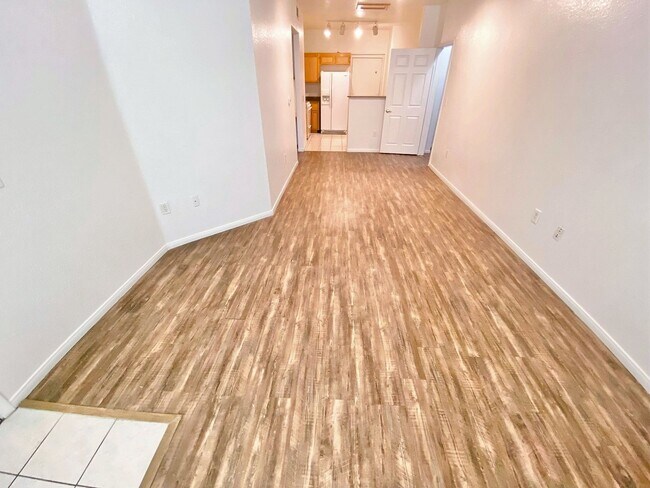 Photo - BEAUTIFUL CONDO NEAR LONE MOUNTAIN WITH CUSTOM WALK-IN CLOSET