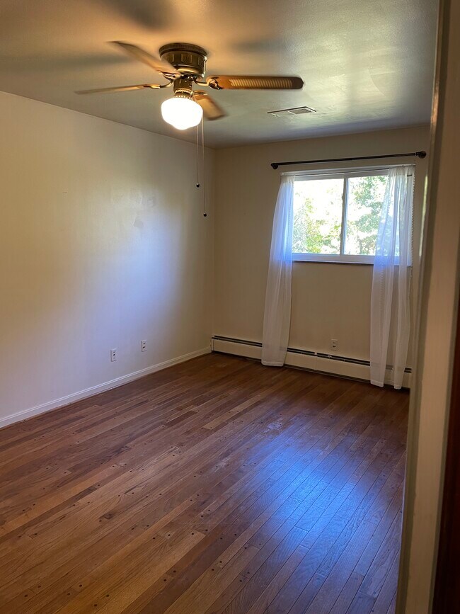 Photo - 12 Leathers Rd Unidad #1