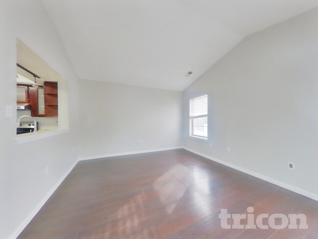 Photo - 4036 Broadbill Cir