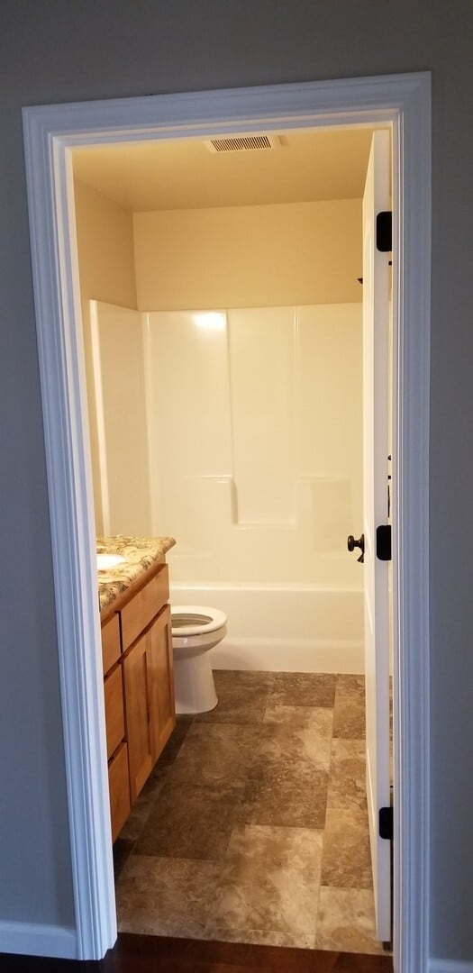 Photo - Redwood Area, Cul-de-sac Home close to Medical and Shopping