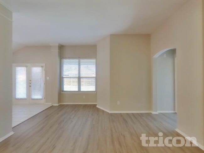 Photo - 369 Magnolia Dr